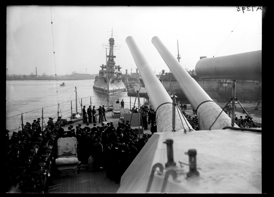 Navy ships LCCN2016887001