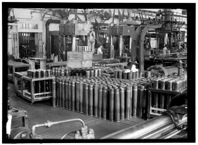 NAVY YARD, U.S., WASHINGTON. CARTRIDGE CASES LCCN2016868681