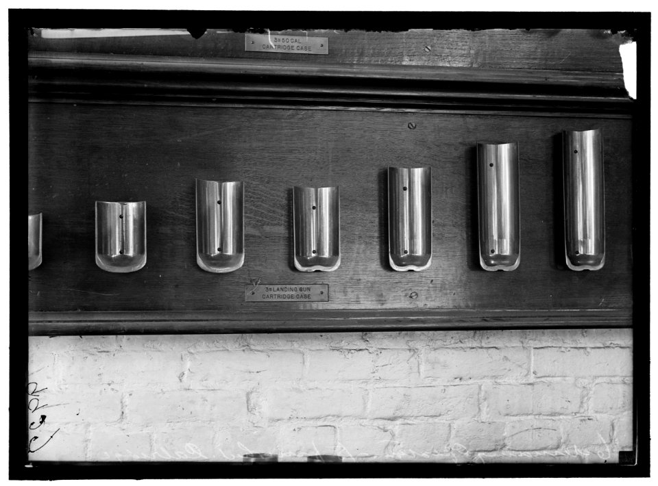 NAVY YARD, U.S., WASHINGTON. CAPS., TORPEDO SHOP LCCN2016868691
