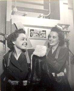 Navy flight nurses -- 1940s