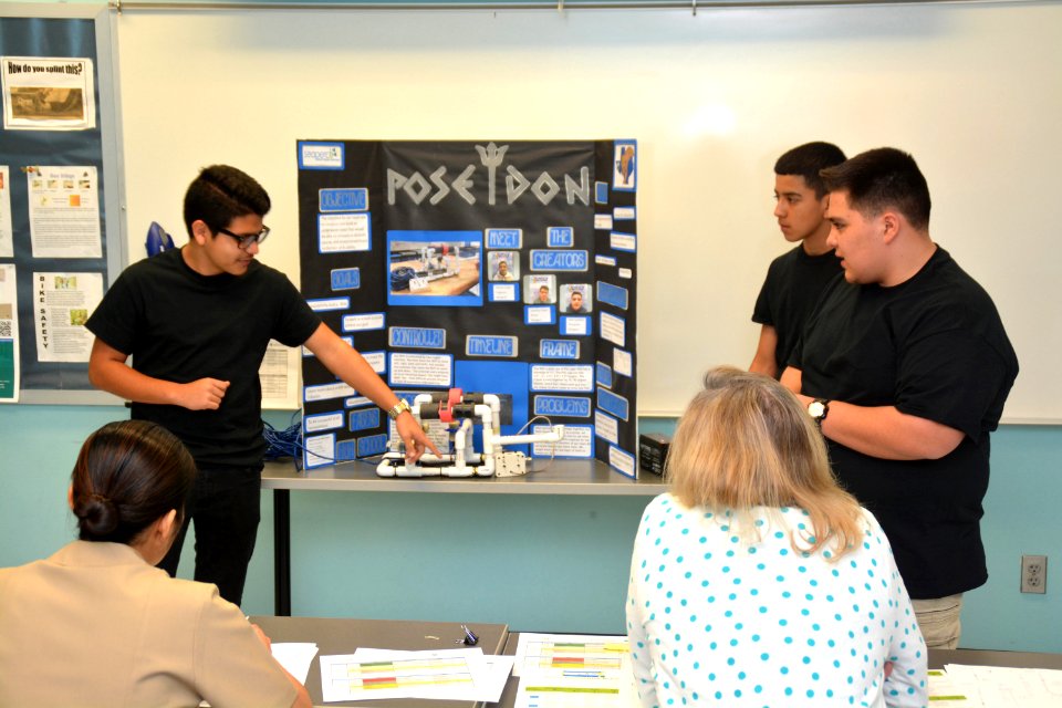 Navy hosts Regional SePerch Competition in San Antonio 170225-N-ND850-536