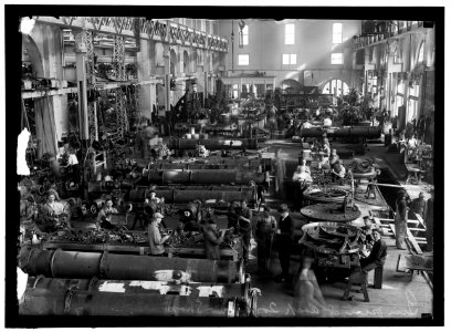 NAVY YARD, U.S., WASHINGTON. TORPEDO SHOP LCCN2016868687