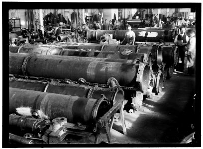 NAVY YARD, U.S., WASHINGTON. TORPEDO SHOP LCCN2016868682