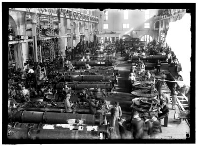 NAVY YARD, U.S., WASHINGTON. TORPEDO SHOP LCCN2016868688