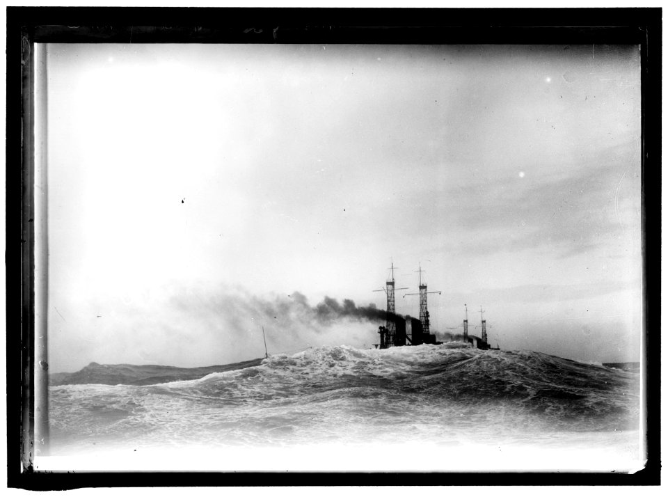NAVY, U.S. BATTLESHIPS IN STORM AT SEA LCCN2016865144