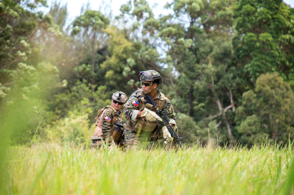 NAVSOG Fast Rope Training at RIMPAC 2018 - 003