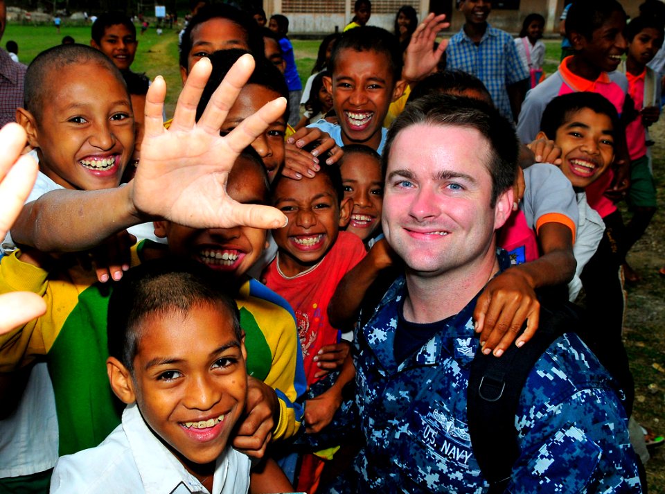 Navy photographer participates in humanitarian mission in South Pacific 110621-N-KB563-506