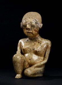 Nayarit - Kneeling Female Figure - Walters 20092014 - Three Quarter