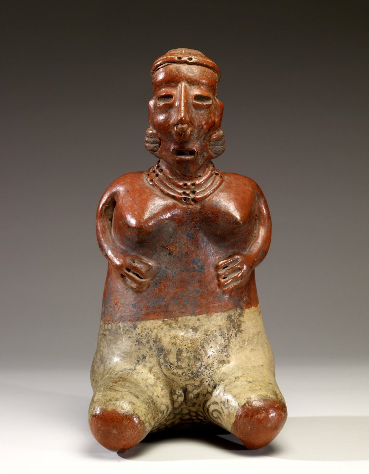 Nayarit - Kneeling Female Figure with Hands on Abdomen - Walters 482791