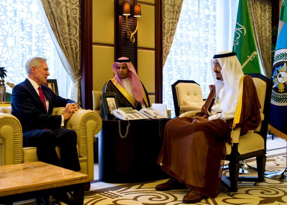 Navy secretary in Saudi Arabia 130518-N-AC887-004