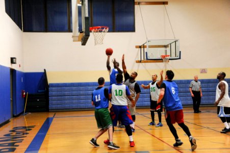 NBK MWR hosts championship basketball game 150121-N-OO032-139