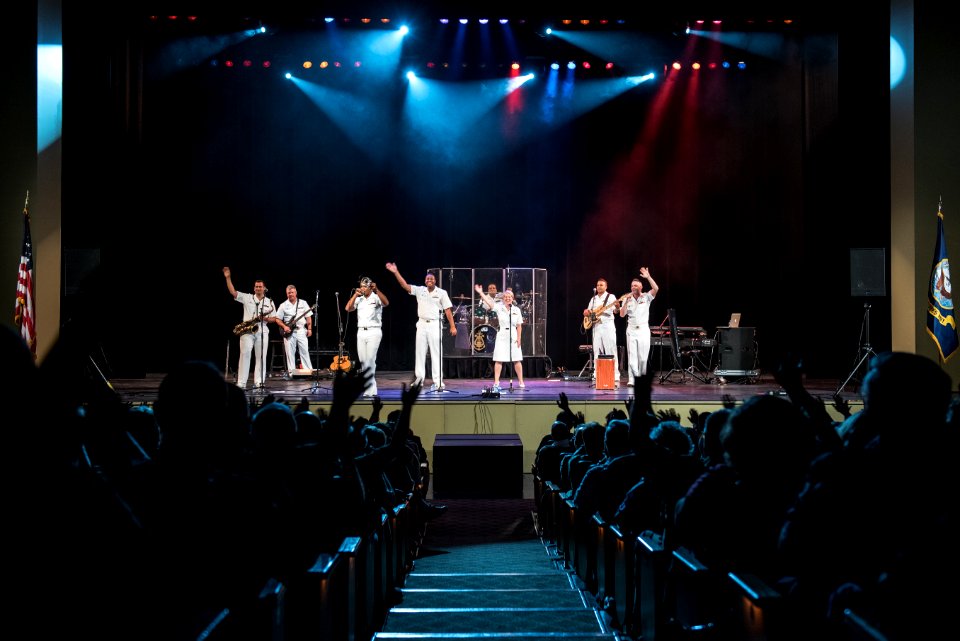 Navy Band visits Alma (35839037094)