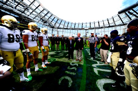 Navy-Notre Dame pregame coin toss