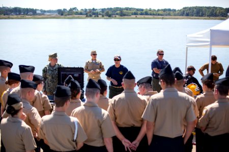 Navy Divers school NJROTC on the Deep 131001-N-JV638-022