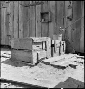 Near San Lorenzo, California. View of side of one of the ranch houses occupied by the operators of . . . - NARA - 537540