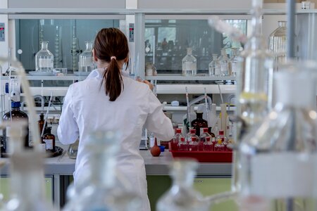 Research chemist lab