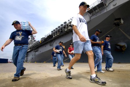 Navy Personnel Provide Aid During PANAMAX 2007 DVIDS55344