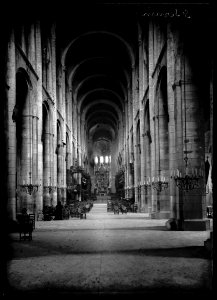 Nef de la Basilique Saint-Sernin. - FRAC31555 18Fi019
