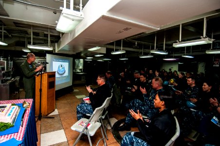 Navy’s top air boss visits George Washington 140320-N-IV489-019