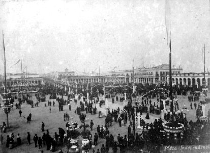 Neg. 39. Plaza independencia, 25 de agosto de 1897. (2)
