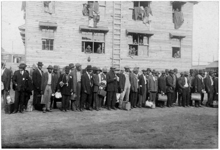 Negro recruits. Camp Devens, Massachusetts. - NARA - 533610