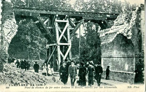 ND 208 - Campagne de France - Pont de chemin de fer entre Amiens et Rouen détruit par les Allemands