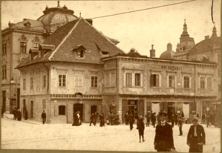 Nekdanja gostilna Pri Bučarju na Marijinem trgu v Ljubljani 1905