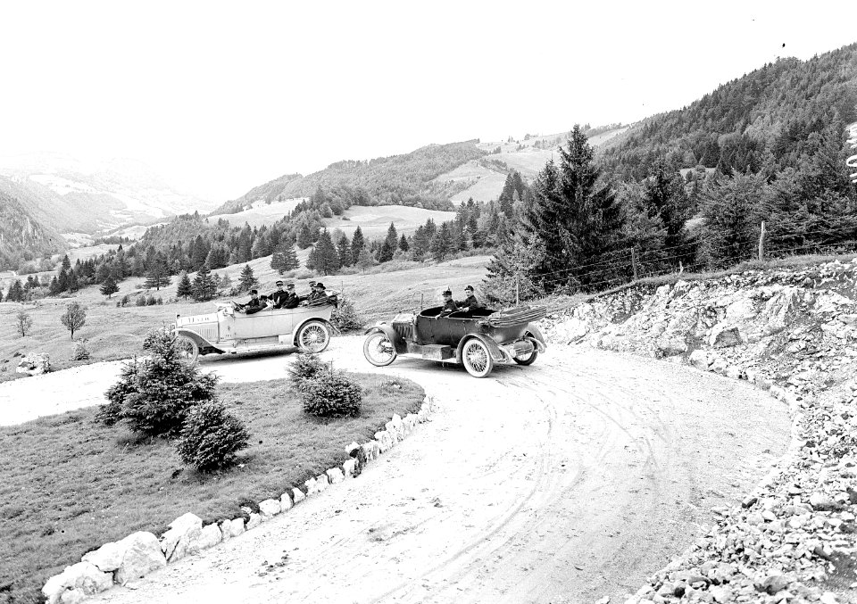 Neu erstellte Scheltenstrasse - CH-BAR - 3238964