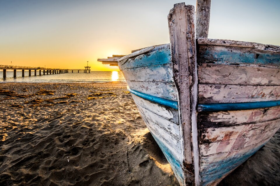 Sunrise travel water