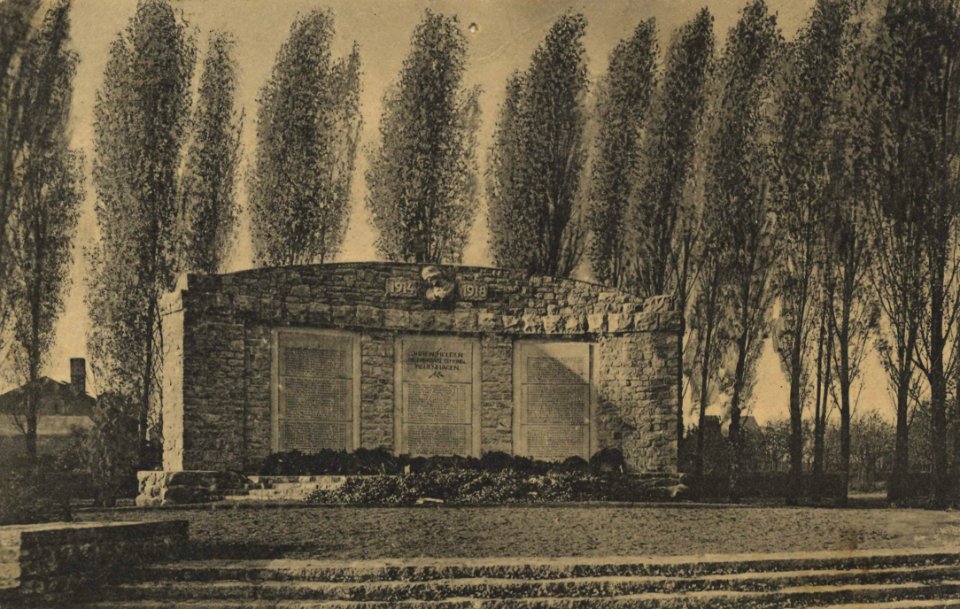Neuenhagen, Brandenburg - Heldendenkstein (Zeno Ansichtskarten)