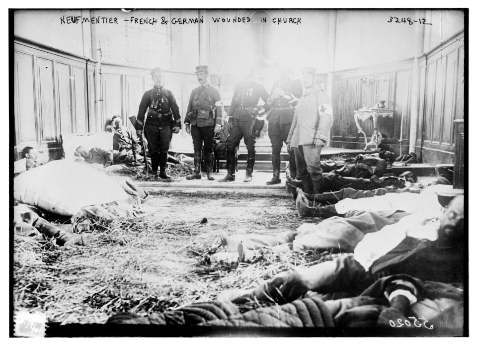 Neufmentier (i.e., Chauconin-Neufmontiers) - French & German wounded in church LCCN2014697628