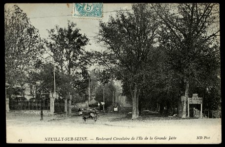 Neuilly-sur-Seine.Boulevard circulaire de l'Île de la Grande Jatte