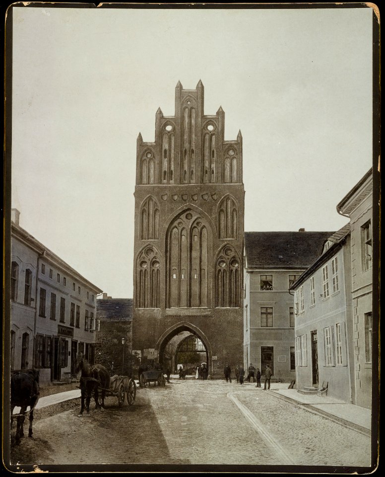 Neubrandenburg-Treptower Tor-ZI-1042-14-04-088032-1