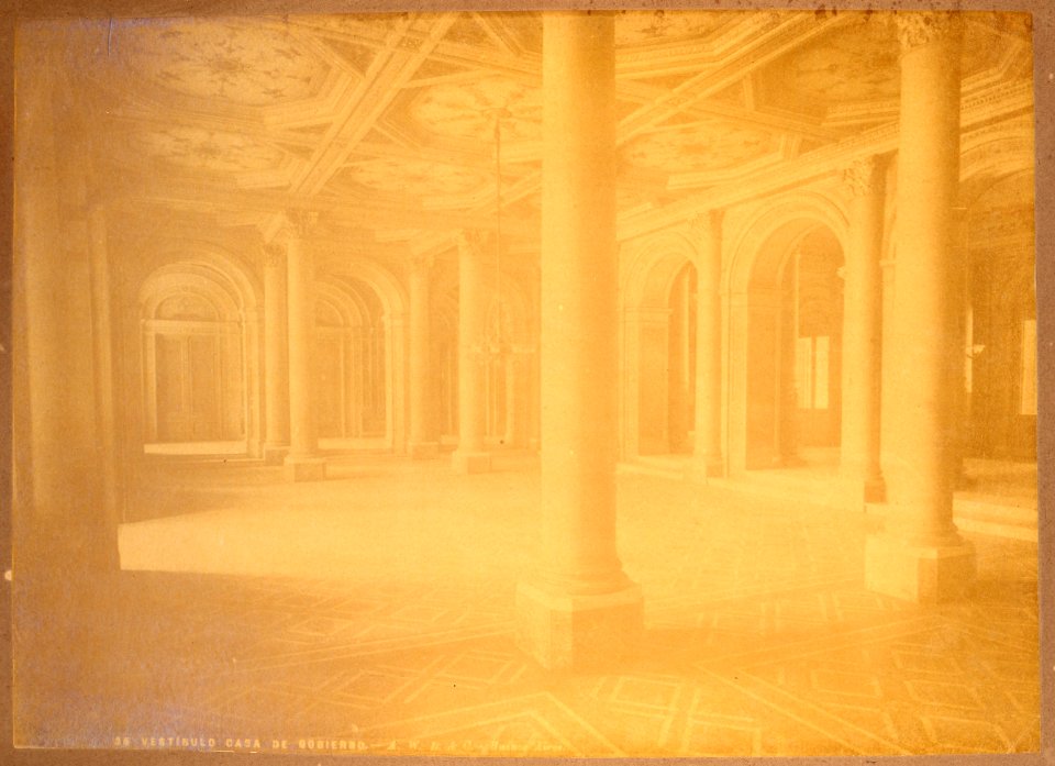 MG-05-003 (36. Vestíbulo Casa de Gobierno.)