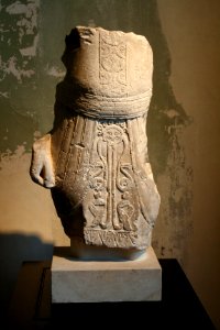Neues Museum - Männertorso in ägyptisierender Tracht