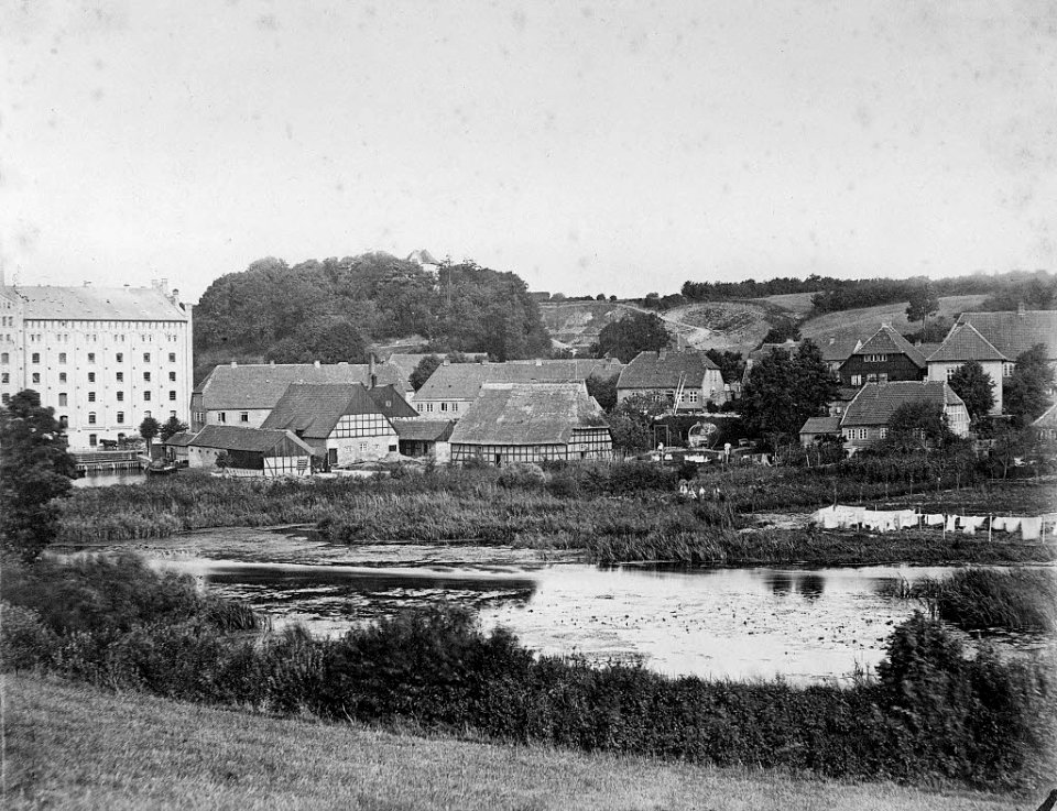 Neumühlen (Kiel 44.805)