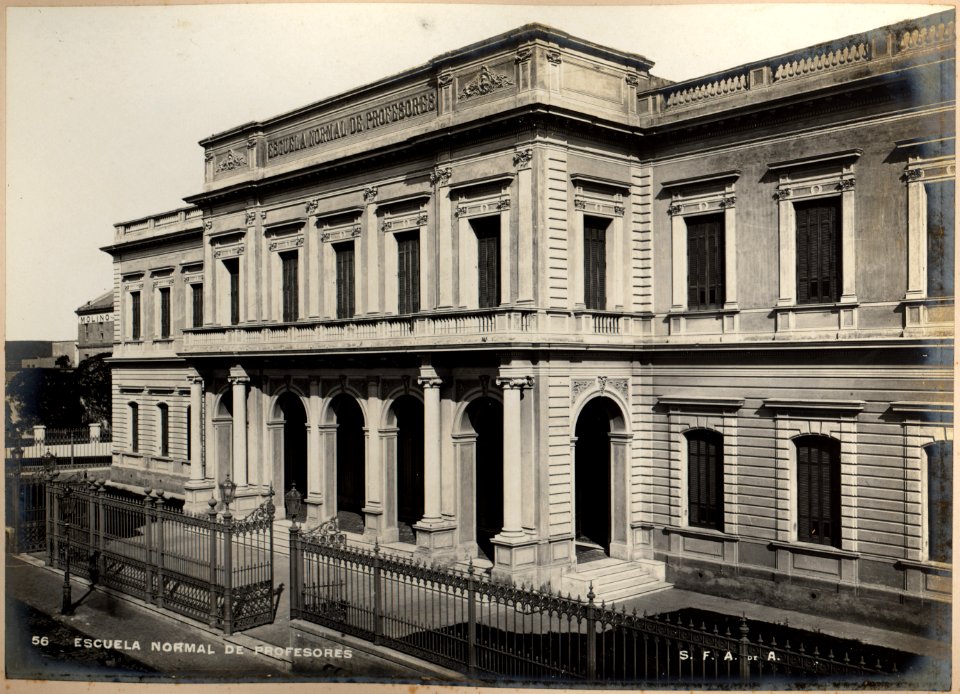 MG-019-011 (Escuela normal de profesores)