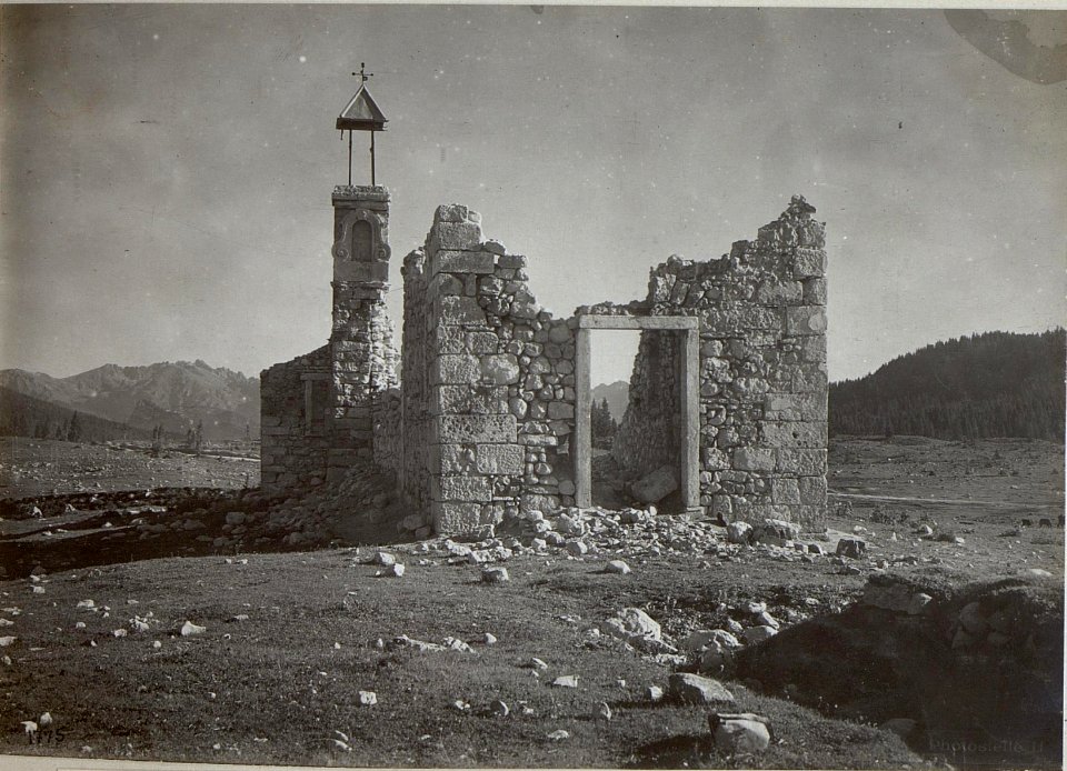 Mga.di Marcesina.Zerschossene Kirche. (BildID 15647741)