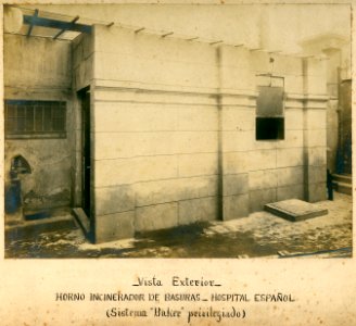 MG-c10-005 (Vista exterior, horno incinerador de basuras del hospital Español)