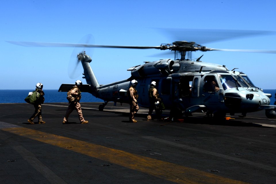 MH-60S Seahawk helicopter 140320-N-MV682-669