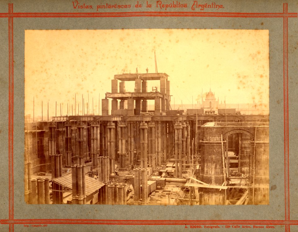 MG-07-008 (obras de salubridad. Une des bassins en cinstruccion poli l eau coriante)