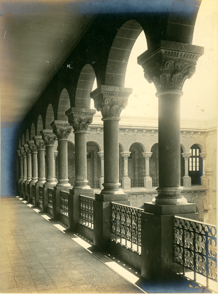 MG-21-054 (claustro de los novicios)