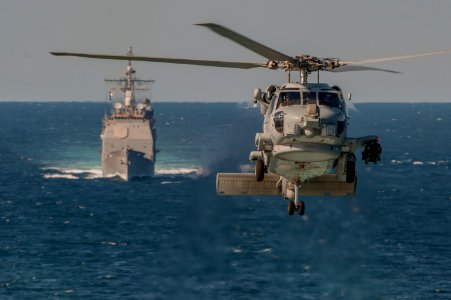 MH-60R Seahawk 140120-N-ZZ999-264