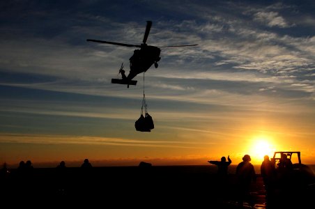 MH-60S Sea Hawk 131115-N-PG340-061
