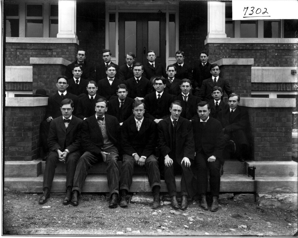 Miami University Erodelphian Literary Society in 1906 (3194641567)