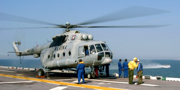 Mi-8MTV-Mexico-2005a