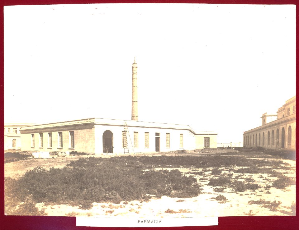 MG-53-039 (Hospital Alvear. Farmacia.)