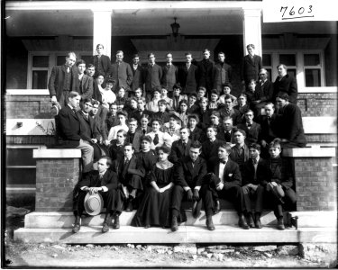 Miami University freshman class in Fall 1906 (3195510212)