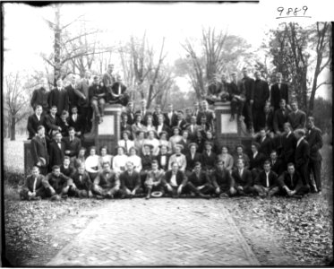 Miami University sophomore class 1910 (3195503802) photo