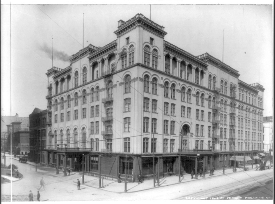 Michigan. Detroit - Washington Boulevard (right half of panorama) LCCN2016650859
